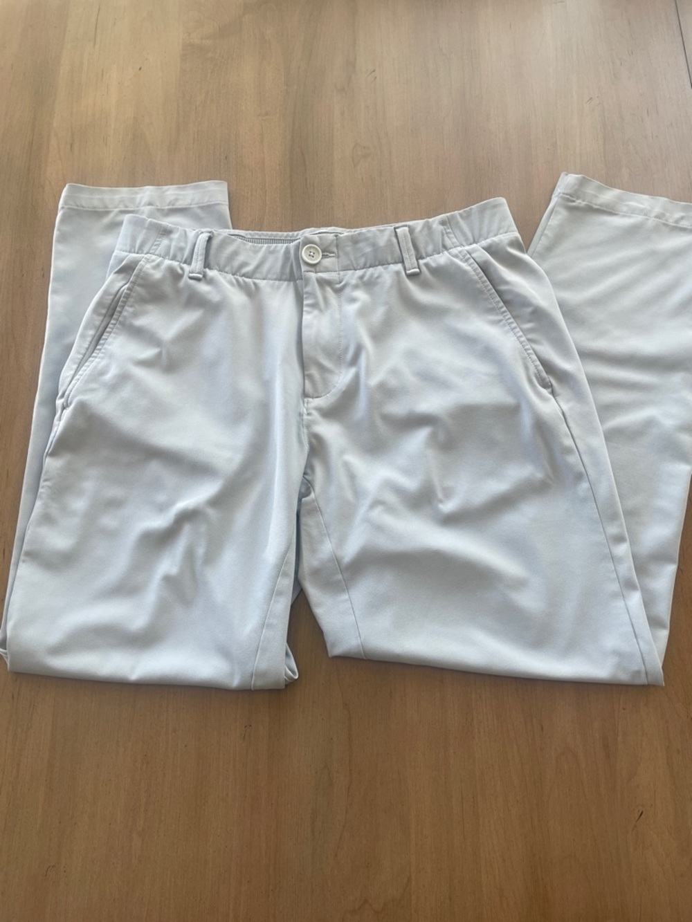 34/30 Under Armour dove gray golf/casual pants.  Very good condition!